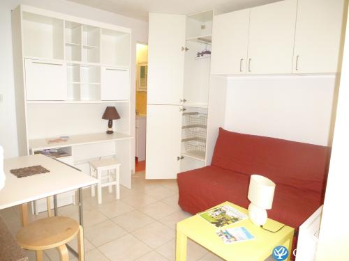 Photo n&deg;3 de :Studette, �quip�e,prox tt com.,joli quartier bord de mer, GR34, Wifi, 