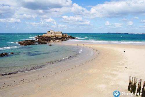 Photo n&deg;8 de :Libre 17 mai Studio 25m�, confort,prox plages(100m), tt com., ville close, WiFi, C