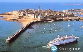  � 3mn de la cit� corsaire