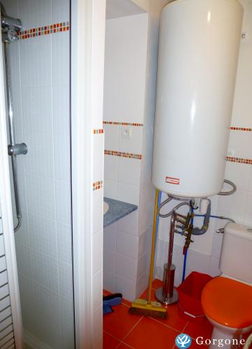 Photo n&deg;6 de :Libre 17 mai Studio 25m�, confort,prox plages(100m), tt com., ville close, WiFi, C