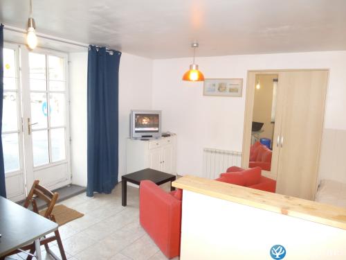 Photo n&deg;3 de :Libre 17 mai Studio 25m�, confort,prox plages(100m), tt com., ville close, WiFi, C
