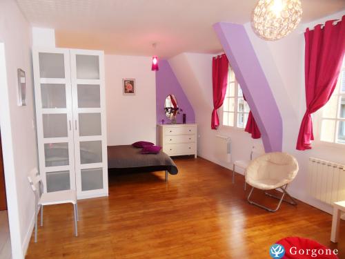 Photo n°3 de :Studio 2  4 pers - IntraMuros - 5meSud ASCENSEUR