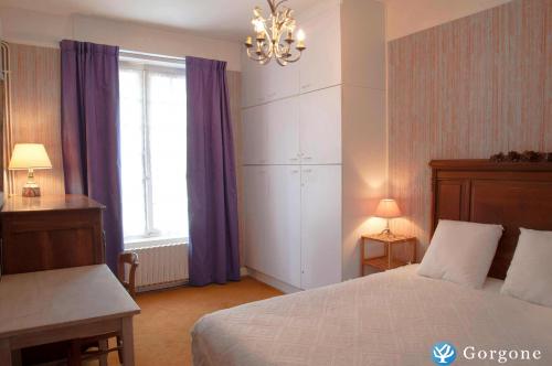 Chambre 1
Couchage 2 pers 160x200
Bultex neuf Qualit Belle Literie