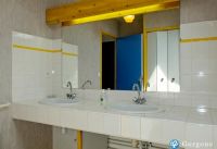 Salle de bain du haut cliquez ici pour agrandir les photos de cette location à saint_malo