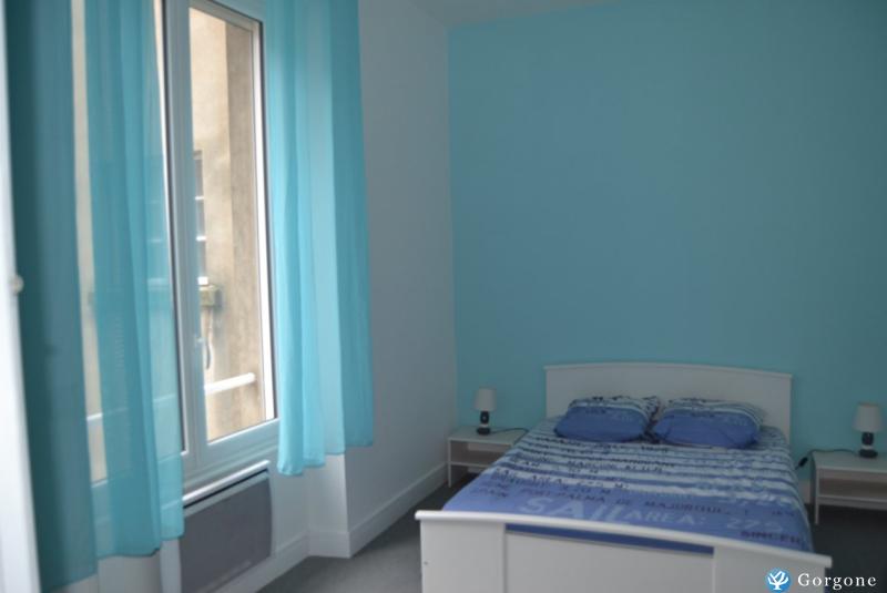 Photo n&deg;3 de :SAINT MALO Intra-Muros - 3 pi�ces - 100 m de la mer